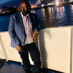 Meet your Posher, Christopher